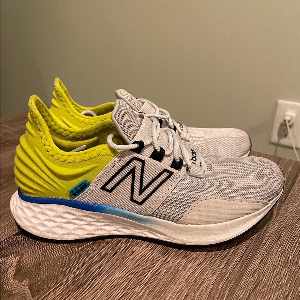 New Balance Fresh Foam ROAV